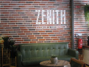 Zenith, Brunch and Cocktails